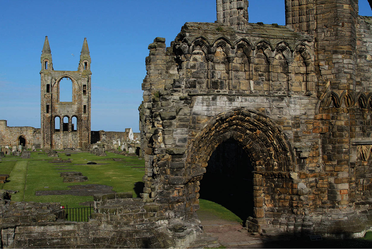 INSIGHT_GUIDES_ST_ANDREWS_CATHEDRAL3_Scotland_EC